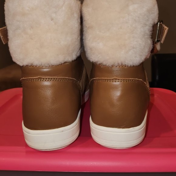 RJS Fuzzies Genuine Wool Ladies Champ Comfy Sneaker Boots - Picture 5 of 7